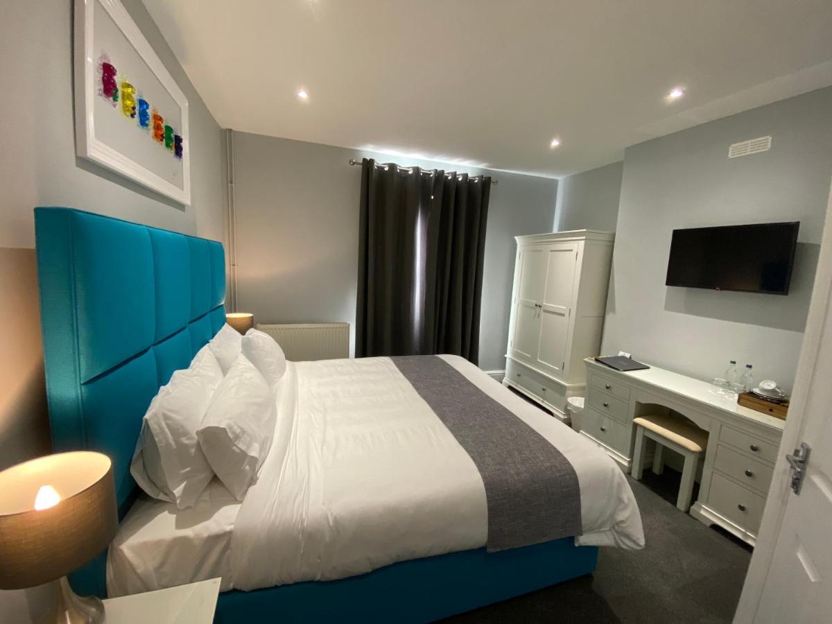 Half Moon Inn Exeter Ngoại thất bức ảnh